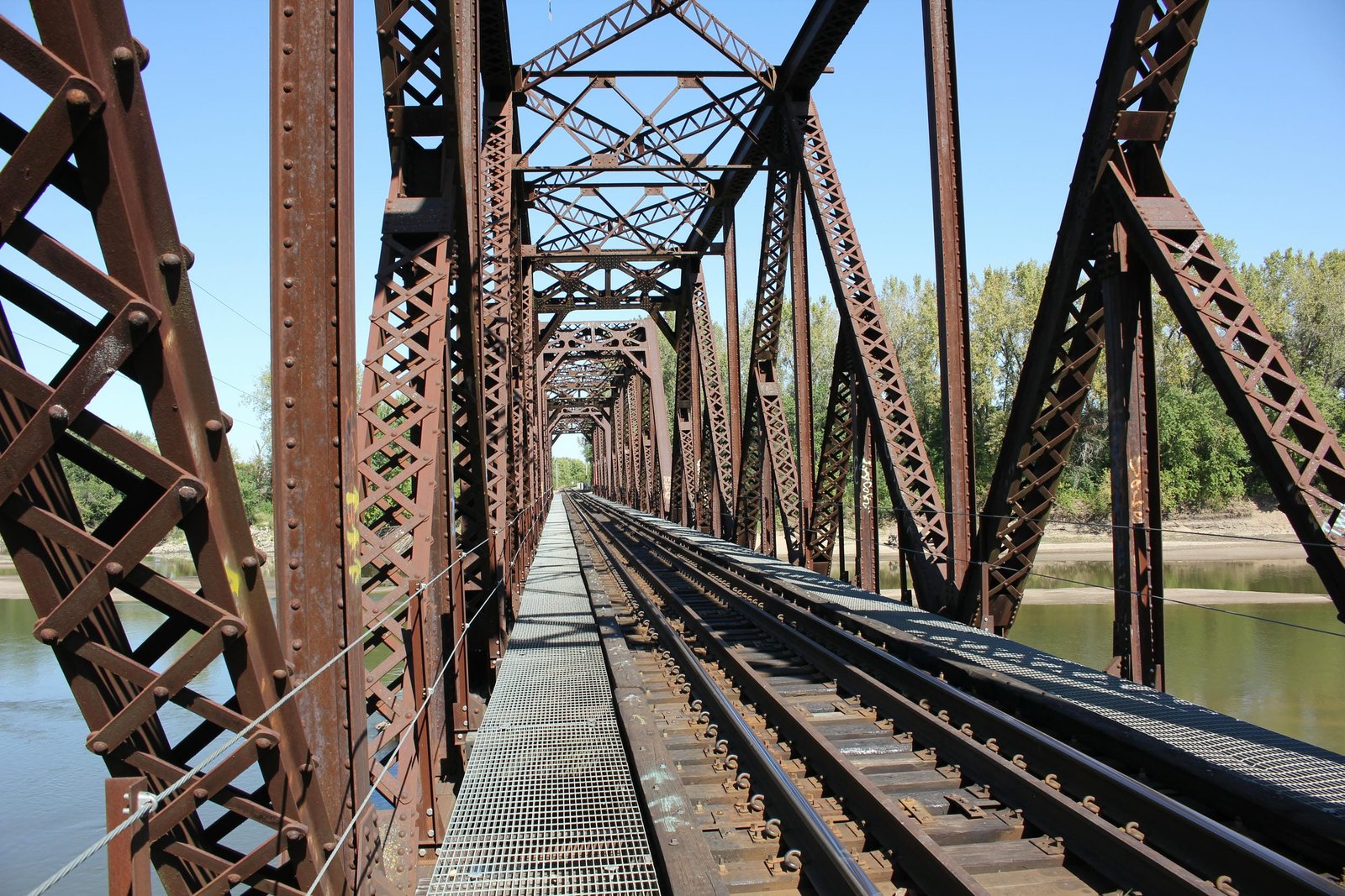 Inside truss